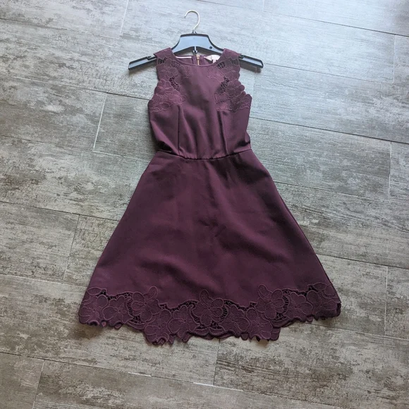 TED BAKER LONDON EMMONA Floral Embroidered Skater Dress - Picture 2 of 9